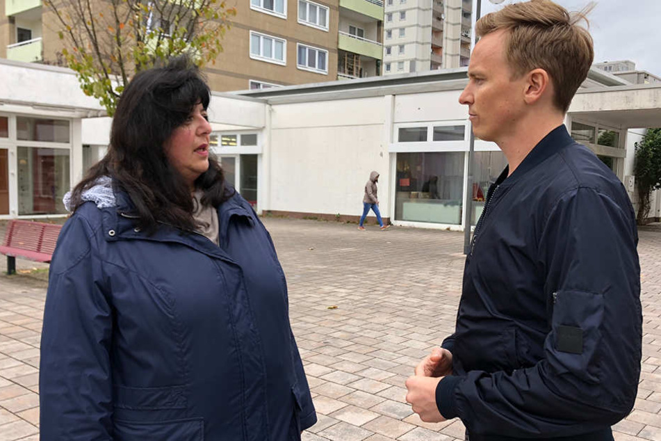 ZDF-Reporter Jochen Breyer fragt auch in Fulda Bürgerinnen und Bürger, was die Politik falsch macht.