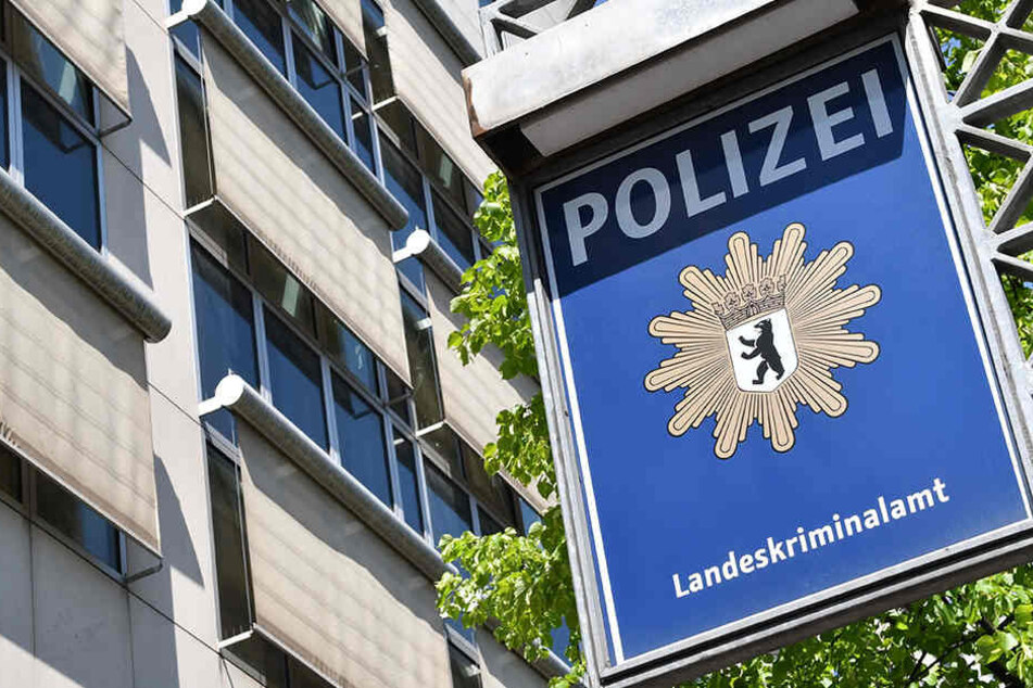 Immer mehr Anzeigen gegen beim Landeskriminalamt in Berlin ein.