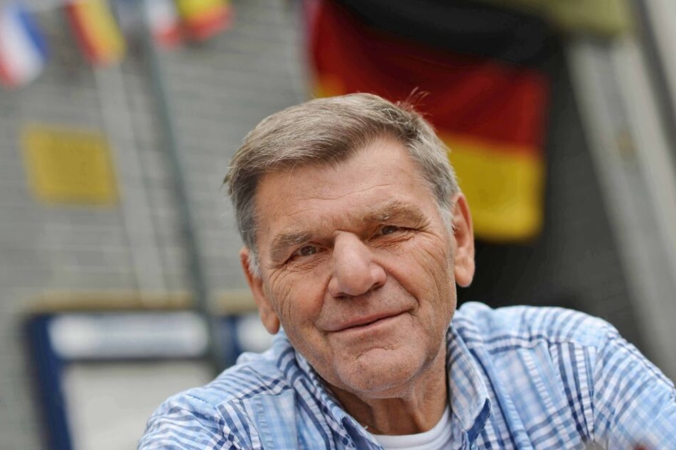 FC-Legende Wolfgang Weber (74) spielte gegen Liverpool trotz eines Wadenbeinbruchs.
