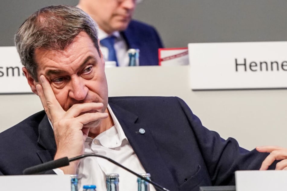 Damit hat er wohl nicht gerechnet: Auf seinen Tweet zum Bayerischen Autoforum folgte heftig Gegenwind für Markus Söder.
