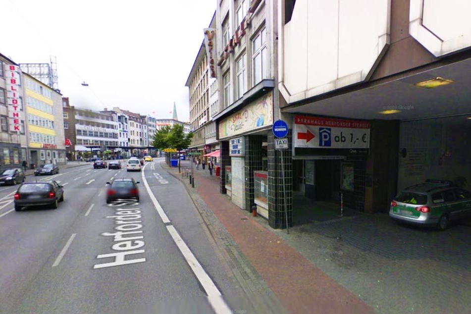Und auch, wenn man zum Jahnplatz fährt, wird Bielefeld erst mal nicht schöner.