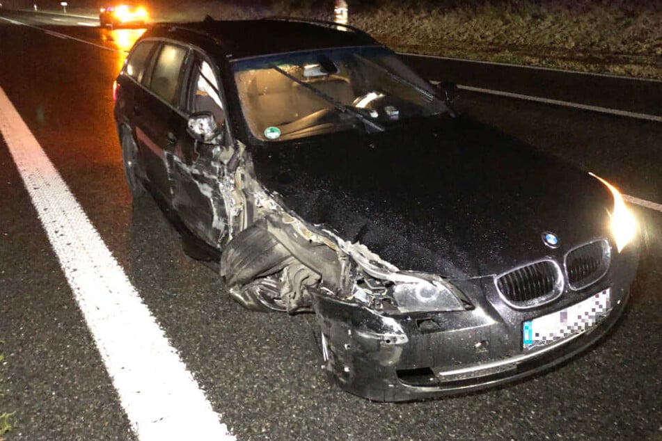 Auf der Autobahn 93 ist es in Bayern zu einem Verkehrsunfall gekommen.