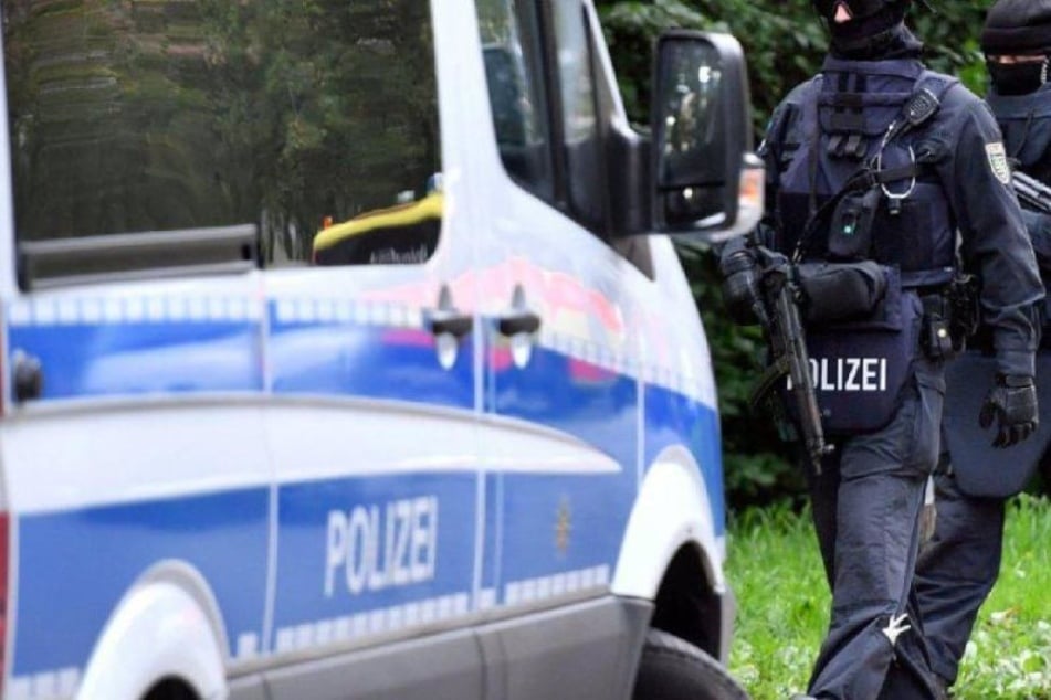 In Weilrod nahm ein Spezialeinsatzkommando den mutmaßlichen Täter fest. (Symbolbild)