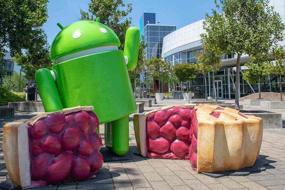 Auf dem Google-Firmengelände in Mountain View, Kalifornien steht das Android-Maskottchen mit der jeweils aktuellen Version - in diesem Fall Android Pie.