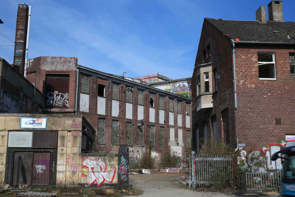 In dieser stillgelegten Papierfabrik wurde die Leiche der Teenagerin gefunden.