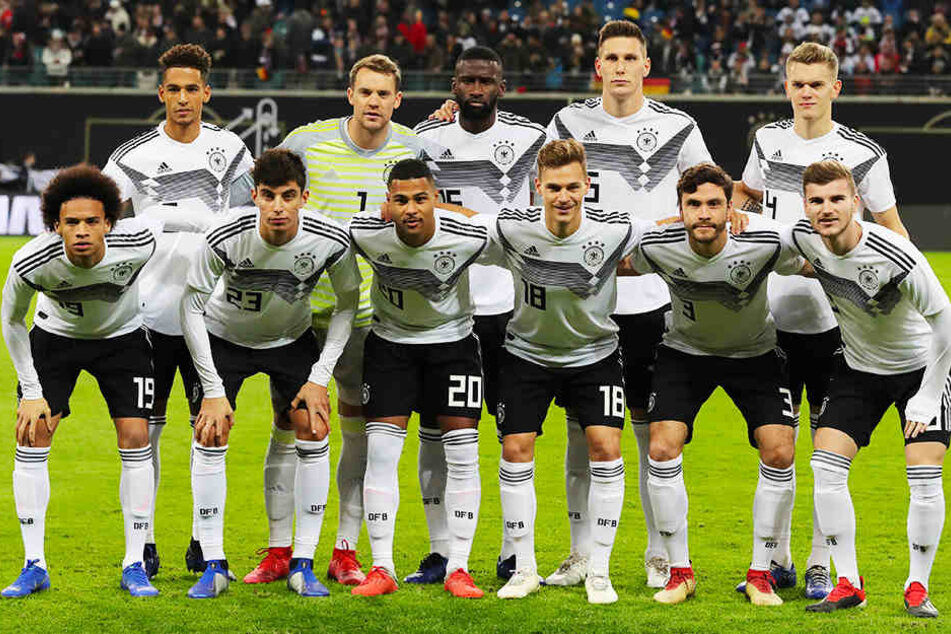 Insgesamt sieben Spieler in der DFB-Startelf waren 23 Jahre alt oder noch jünger.