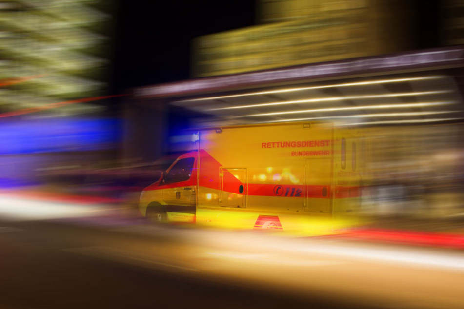 Die verständigten Rettungskräfte konnten das Leben des Mannes nicht mehr retten (Symbolbild).