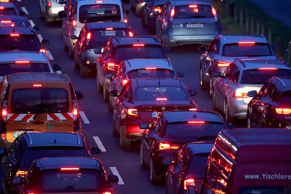 Mehr Stau als sonst gab es am Dienstagmorgen auf der A4 und A3.