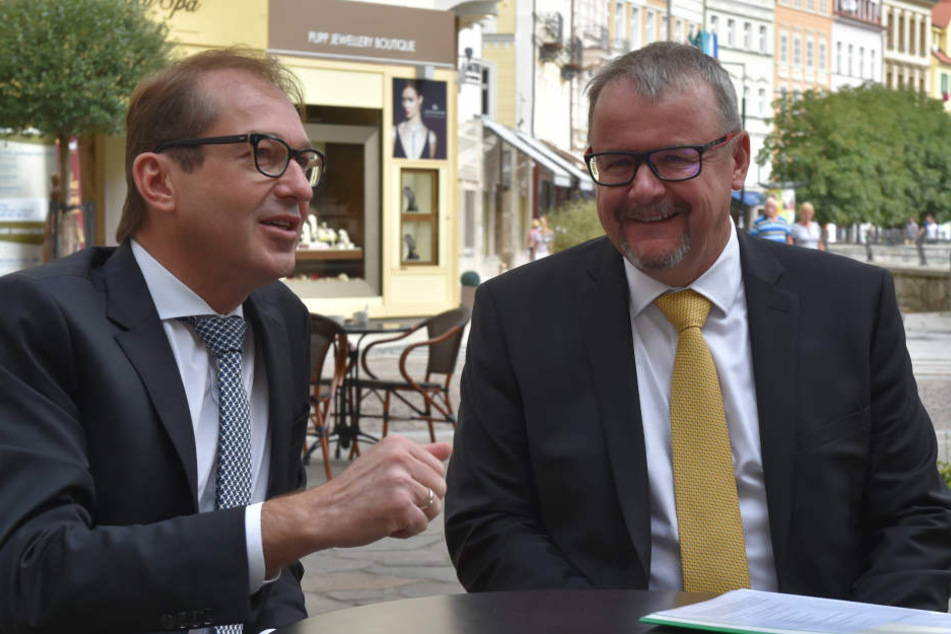 Der tschechische Verkehrsminister Dan Tok (re.) und sein Amtskollege Alexander Dobrindt (CSU).