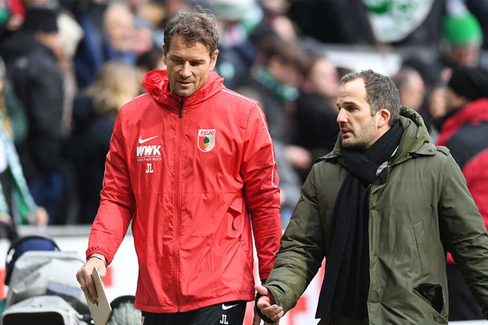 Manuel Baum (rechts) und sein Co-Trainer Jens Lehmann sind ihren Posten in Augsburg los.