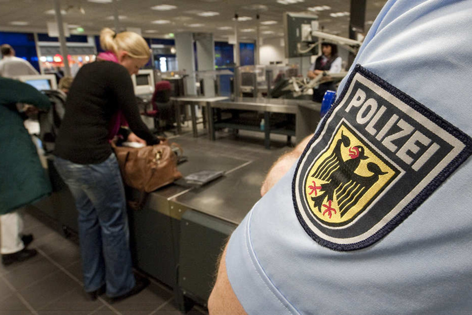 Die Bundespolizei brachte den Polen in die JVA Leipzig. (Symbolbild)