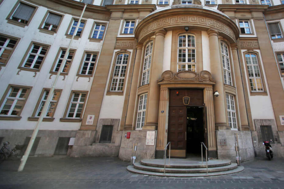 Im Prozess vor dem Landgericht Frankfurt wird am Freitag ein Urteil erwartet.