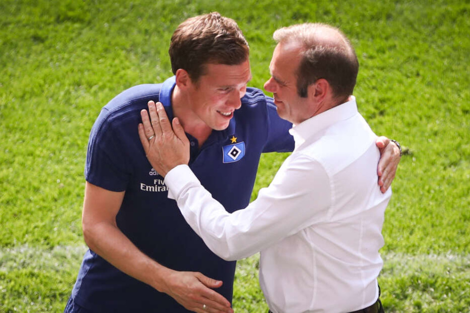 Nach der Partie verabschiedete sich der 38-Jährige auch von Vereinsboss Bernd Hoffmann.