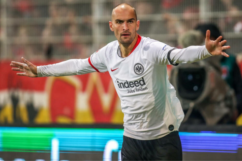 Bas Dost sagt: "Eigentlich hätte ich vor 40 Jahren leben müssen."