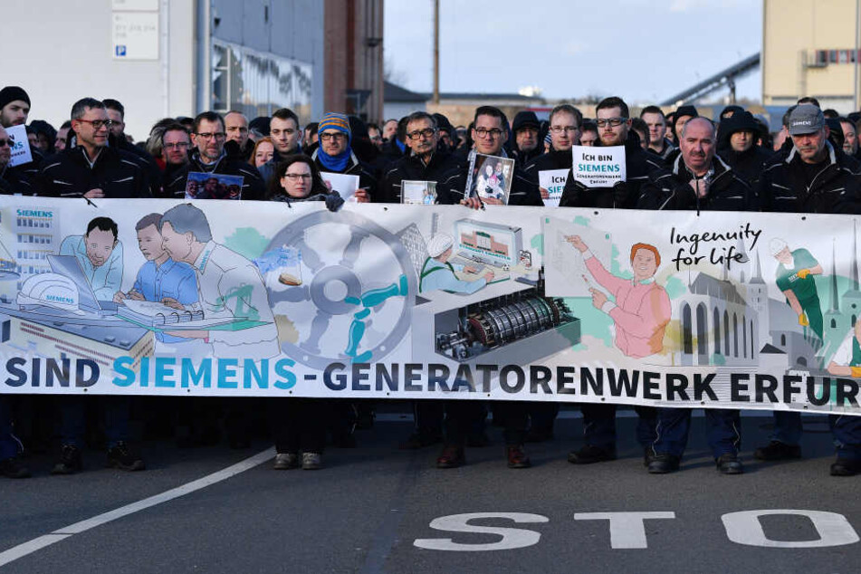 Am Mittwoch kamen erneut mehrere hundert Mitarbeiter für einen Protest zusammen.