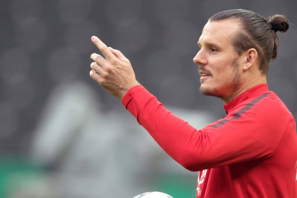 Alex Meier ist nach seinem Weggang von Eintracht Frankfurt auf der Suche nach einem neuen Verein.