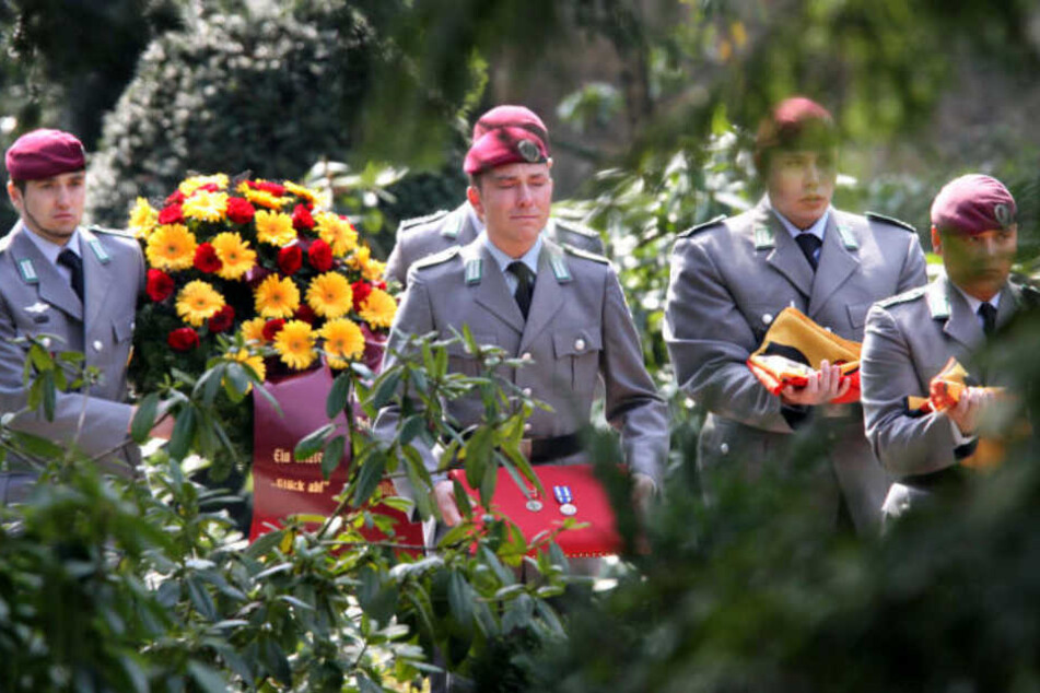 Unter Tränen wurde Martin Kadir Augustyniak im April 2010 zu Grabe getragen.