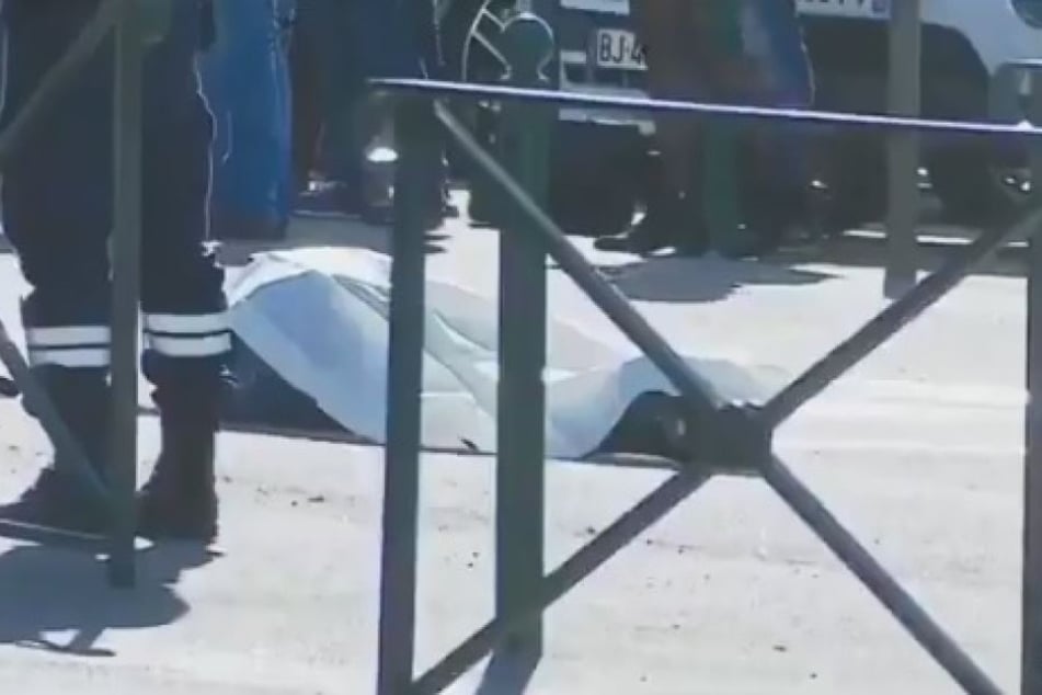 Ein Mann wurde erschossen, zwei weitere Personen verletzt.