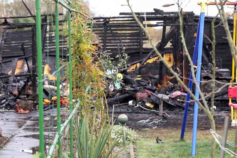 Durch die Explosion wurde das Gartenhaus komplett zerstört.