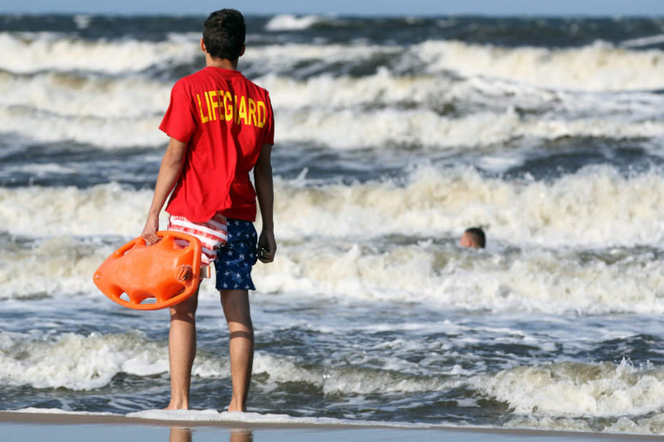 Eine Frau konnte nur noch tot aus der Ostsee geborgen werden. (Symbolbild)