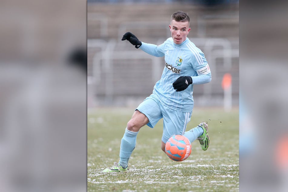 Christian Mauersberger im Januar 2015 für den Chemnitzer FC am Ball. Acht Jahre lang trug er das Trikot der Himmelblauen. Foto: imago
