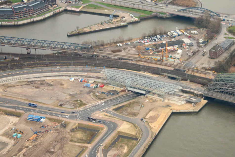 Der Elbdome soll direkt an der neugebauten U-Bahn-Station Elbbrücken entstehen.