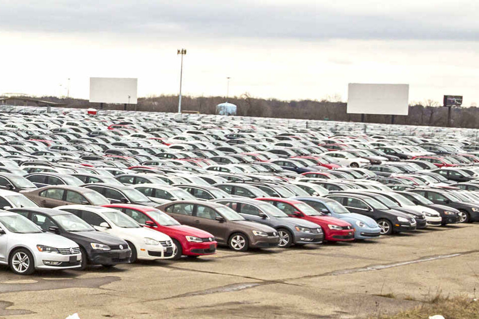 Nachdem sein Parkplatz verstellt war, sann ein Angestellter auf Rache.