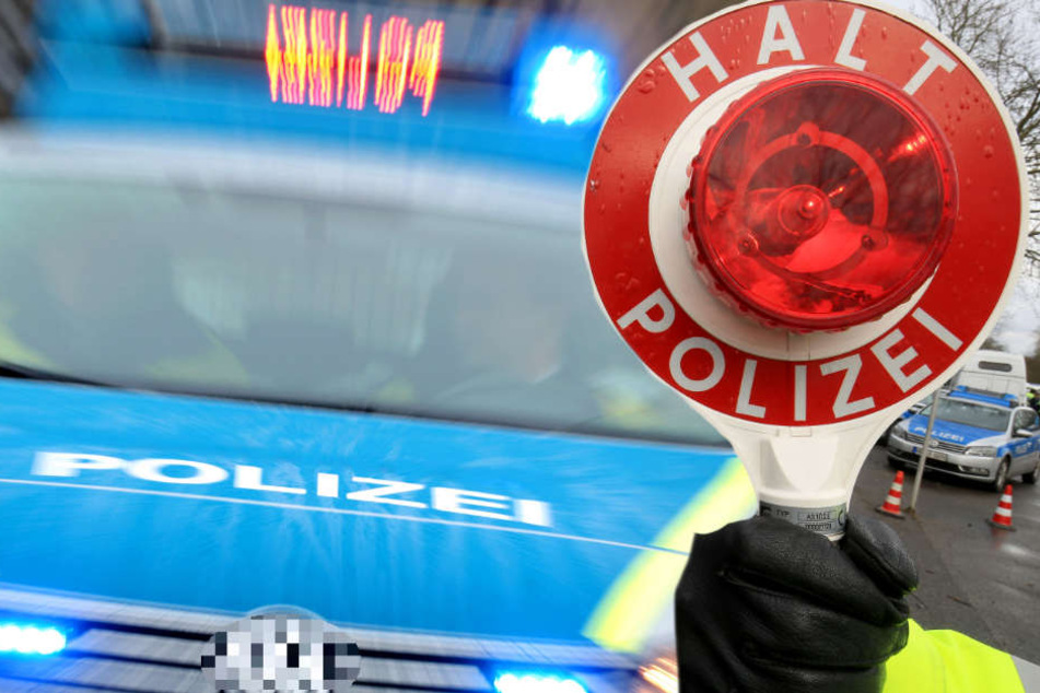 Der Mann reagierte nicht auf die Halte-Signale und gab stattdessen Gas (Symbolbild).