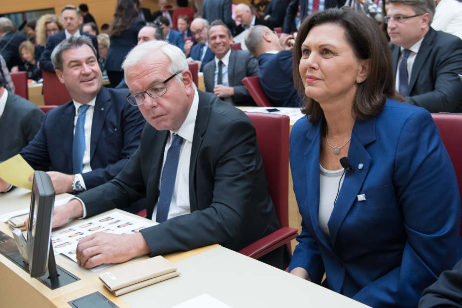 Die CSU im Landtag: Ministerpräsident Markus Söder, Fraktionsvorsitzender Thomas Kreuzer und Ilse Aigner (v.l.n.r., Archivbild)