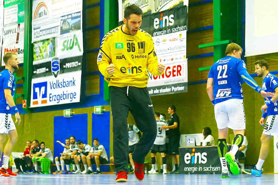 Erik Töpfer im Aue-Tor war der Mann des Spiels.