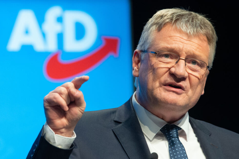 Meuthen hatte selbst eingeräumt, dass er von der Schweizer Werbeagentur Goal AG Unterstützungsleistungen mit einem Gegenwert von 89.800 Euro erhalten hatte.