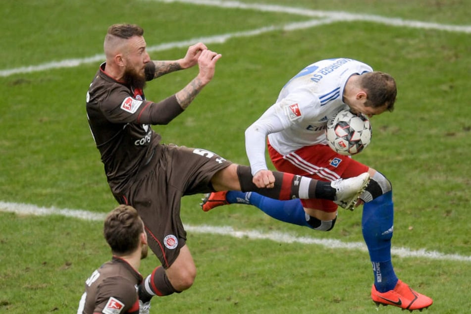 St. Paulis Marvin Knoll wird in der kommenden beim Derby nicht mehr auf Pierre-Michel Lasogga treffen. Der Stürmer verlässt den HSV.