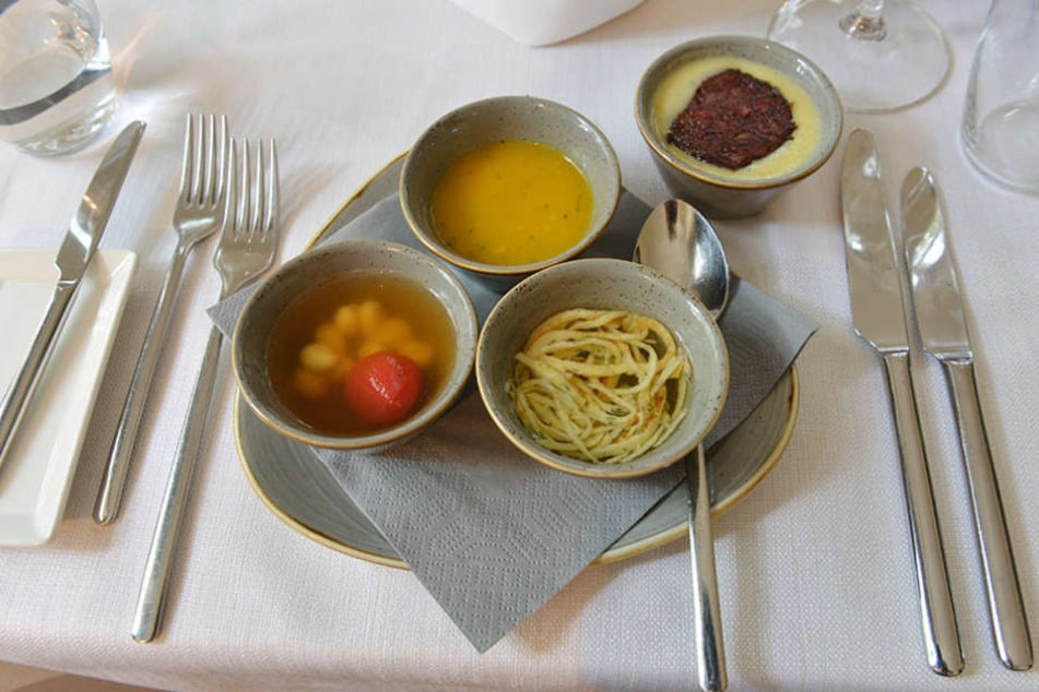 Ob Mangosüppchen, Tomatenessenz oder Kartoffelsamtsuppe mit Blutwurst -
Maiwert lässt seine Gäste genießen.