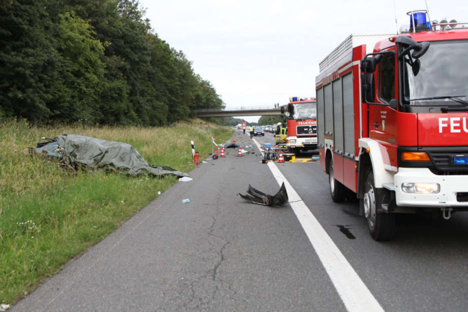 Das Auto des 71 Jahren alten Fahrers blieb im Straßengraben liegen.