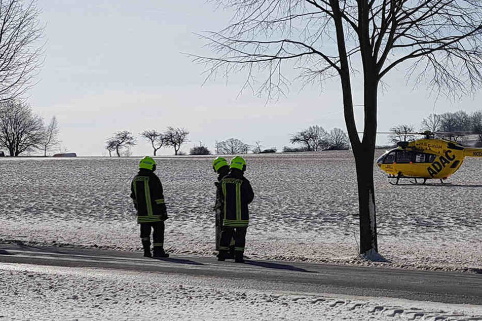 Eine Person musste mit dem Rettungshubschrauber ins Krankenhaus gebracht werden.