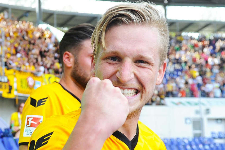 So jubeln wie hier für Dynamo Dresden nach dem 2:0-Auswärtssieg bei Hannover 96 am 11. September 2016 konnte Marvin Stefaniak in Wolfsburg nie.