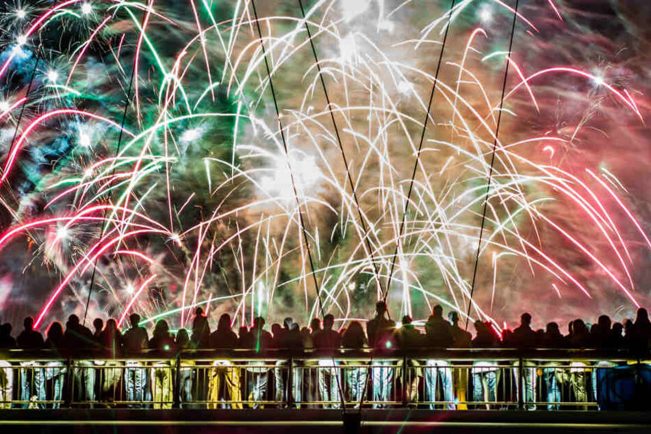 Die Deutsche Umwelthilfe beklagt hohe Feinstaubwerte durch das Feuerwerk an Silvester (Archivbild).