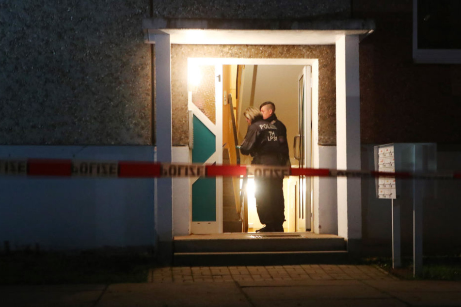 Die Polizei fand jede Menge Blut in der Wohnung.