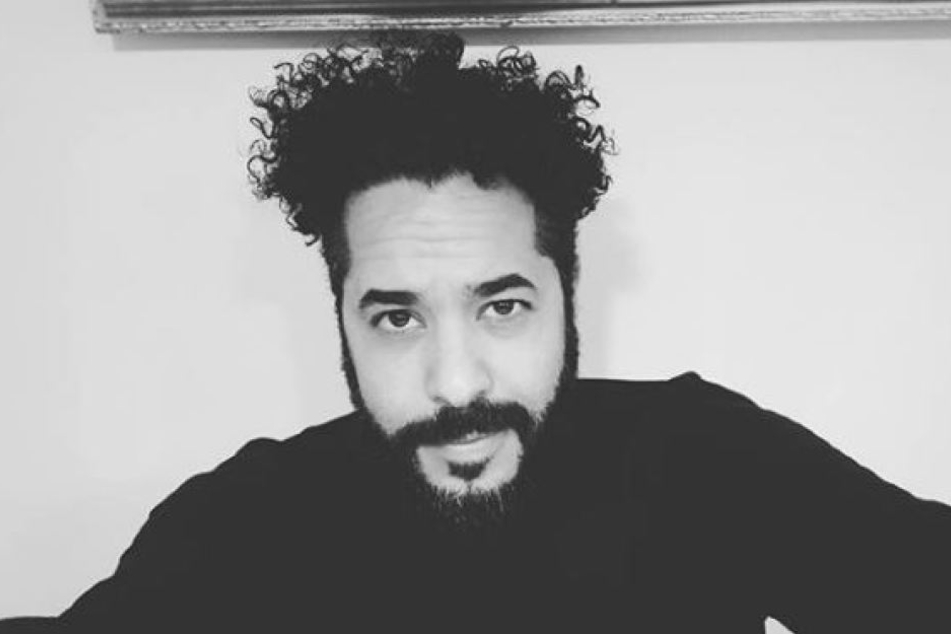 Der Berliner mit nordafrikanischen Wurzeln ist selbst ein großer Fußball-Fan.