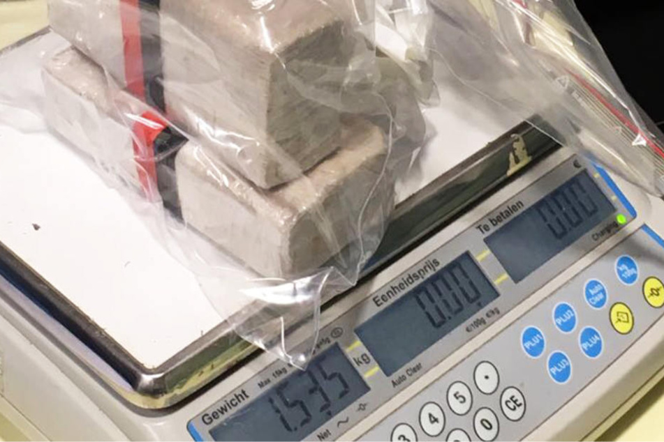 Heroin (Foto), Kokain, Ecstasy, Marihuana und Amphetamin gehörten zum Angebot der Kriminellen.