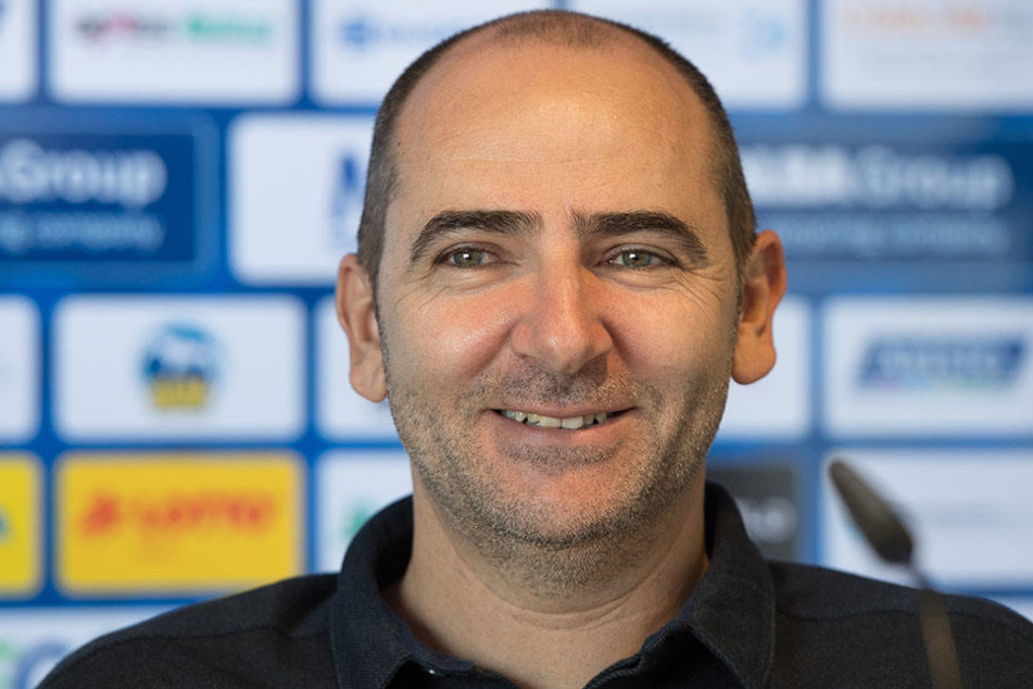 ALBA-Sportchef Himar Ojeda freut sich über den Neuzugang.