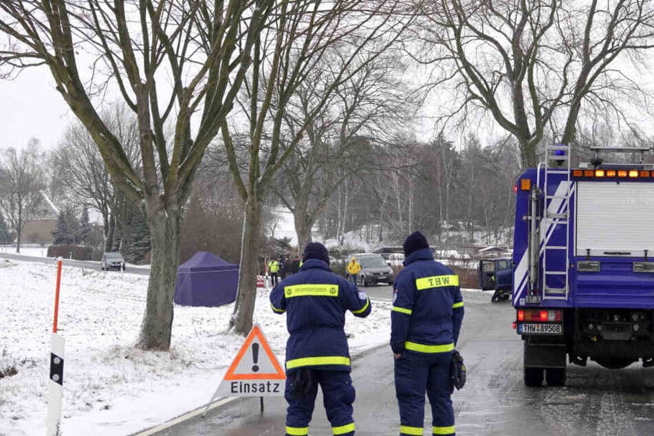 Die Polizei war bis zum Freitagnachmittag am Fundort der Leiche mit der Spurensicherung beschäftigt.