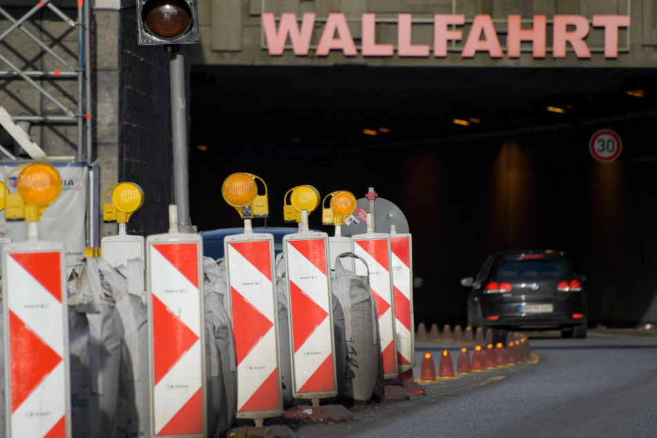 Tagsüber steht den Autofahrern hier nur eine Spur zur Verfügung.