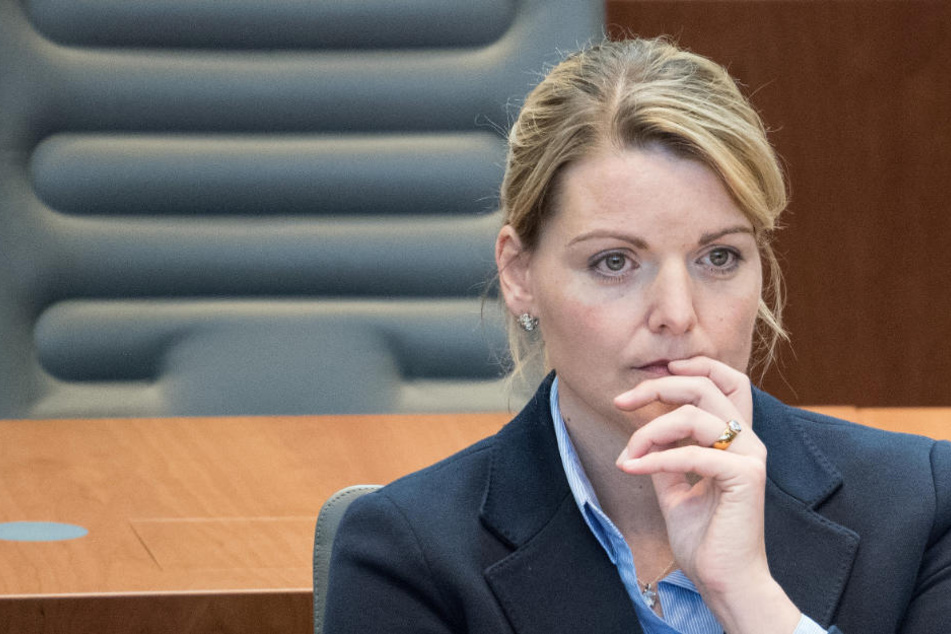 Am Dienstag (15. Mai) hatte Christina Schulze Föcking ihren Rücktritt als Agrar- und Umweltministerin in NRW bekanntgegeben.