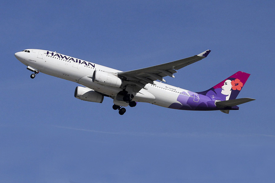 Die Fluggesellschaft "Hawaiian Airlines" besteht darauf, korpulente Passagiere zu wiegen.