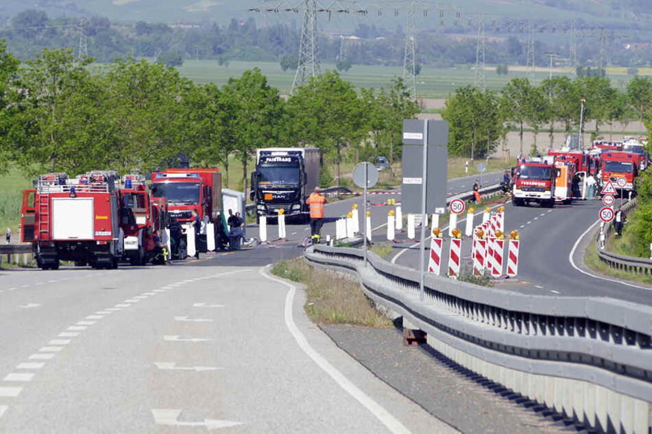 Nichts geht mehr auf der B80 zwischen Eisleben und Halle (Saale).