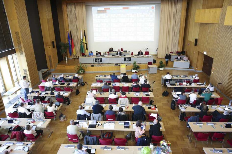 Hier stehen schwierige Verhandlungen bevor: Die rot-rot-grüne Mehrheit im Stadtrat ist futsch.