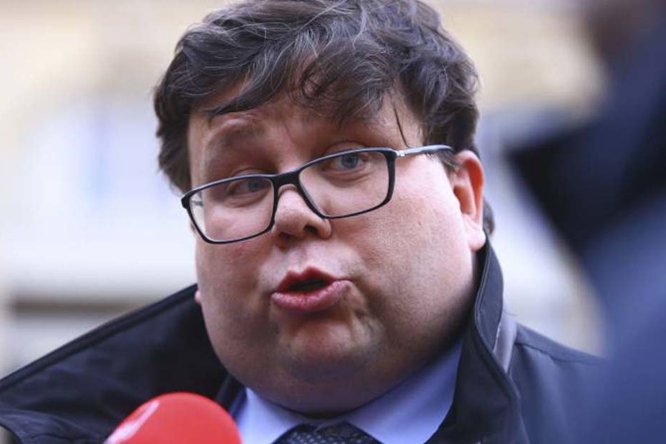 Stéphane Gicquel, Generalsekretär des Opferverbandes bezweifelt den Sprengstofffund.