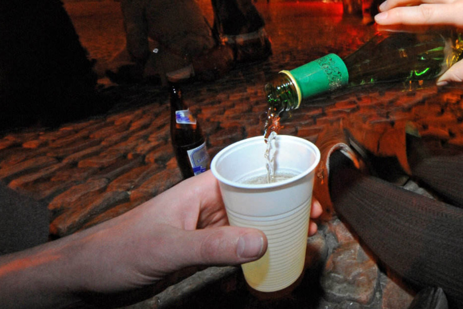 Viele Jugendliche überschätzen sich beim Alkohol. (Symbolbild)