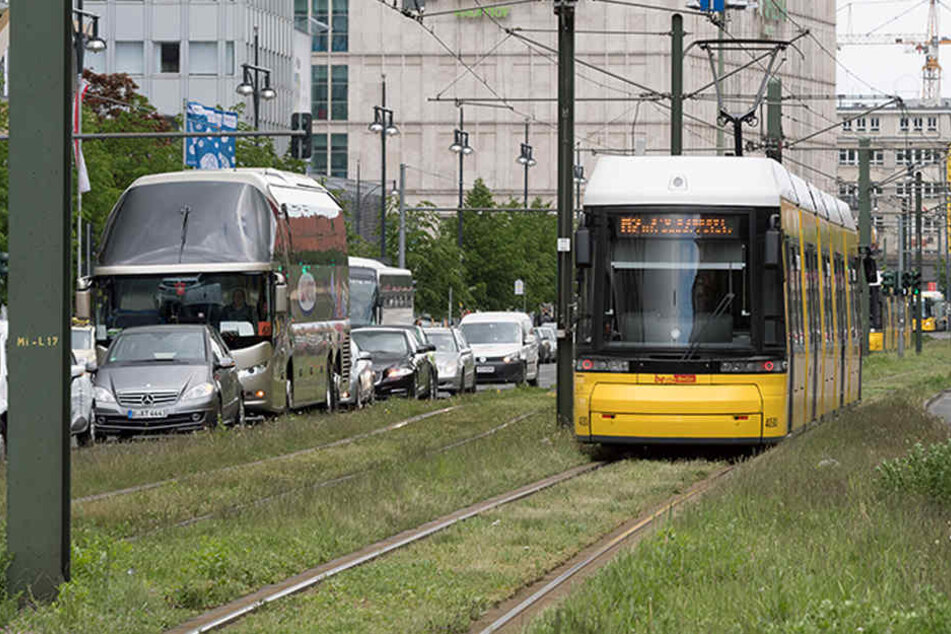 Nicht nur das Angebot bei der Straßenbahn wird verbessert. In den nächsten Jahren werden umfangreiche Baumaßnahmen das Liniennetz erweitern.